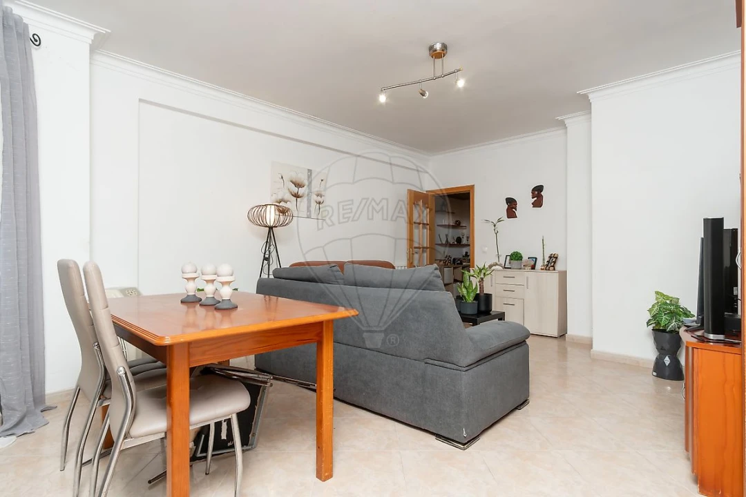 Apartamento T3 para Venda em Corroios Foto 8