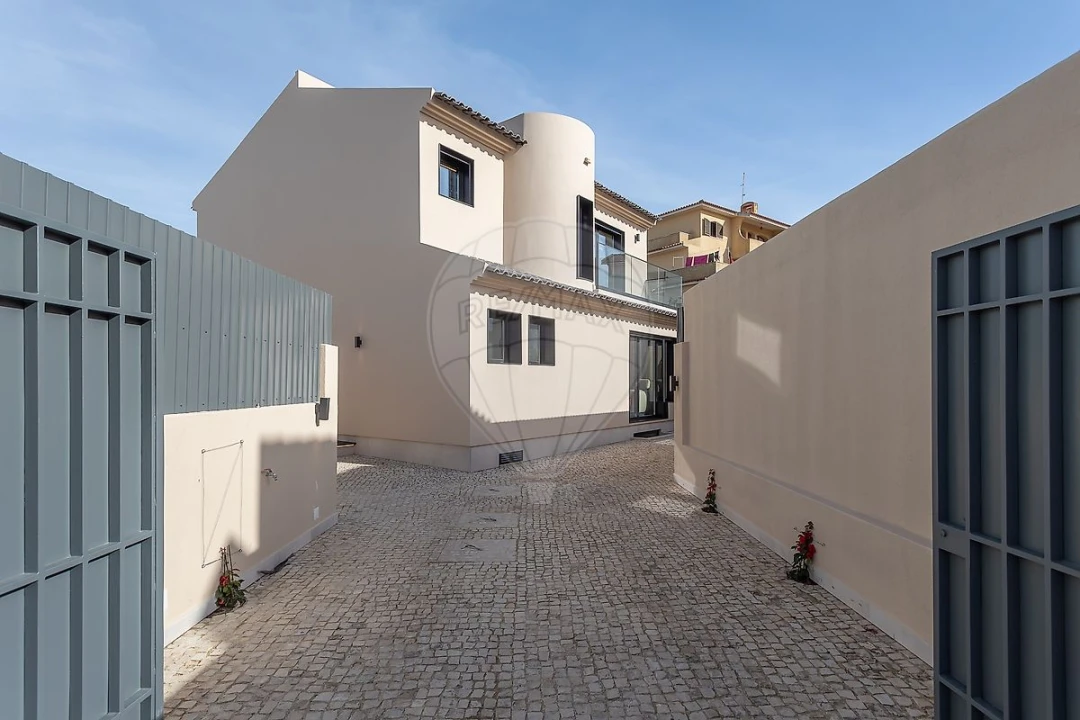 Moradia T5 para Venda em Cascais e Estoril Foto 2