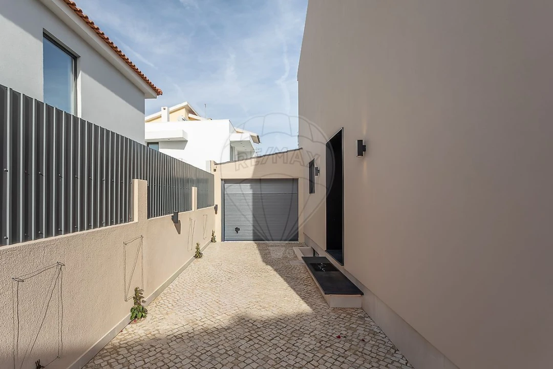 Moradia T5 para Venda em Cascais e Estoril Foto 34