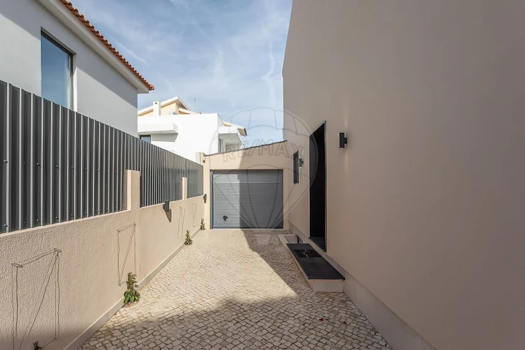 Moradia T5 para Venda em Cascais e Estoril Foto 34