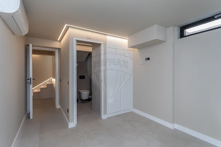 Moradia T5 para Venda em Cascais e Estoril Foto 27