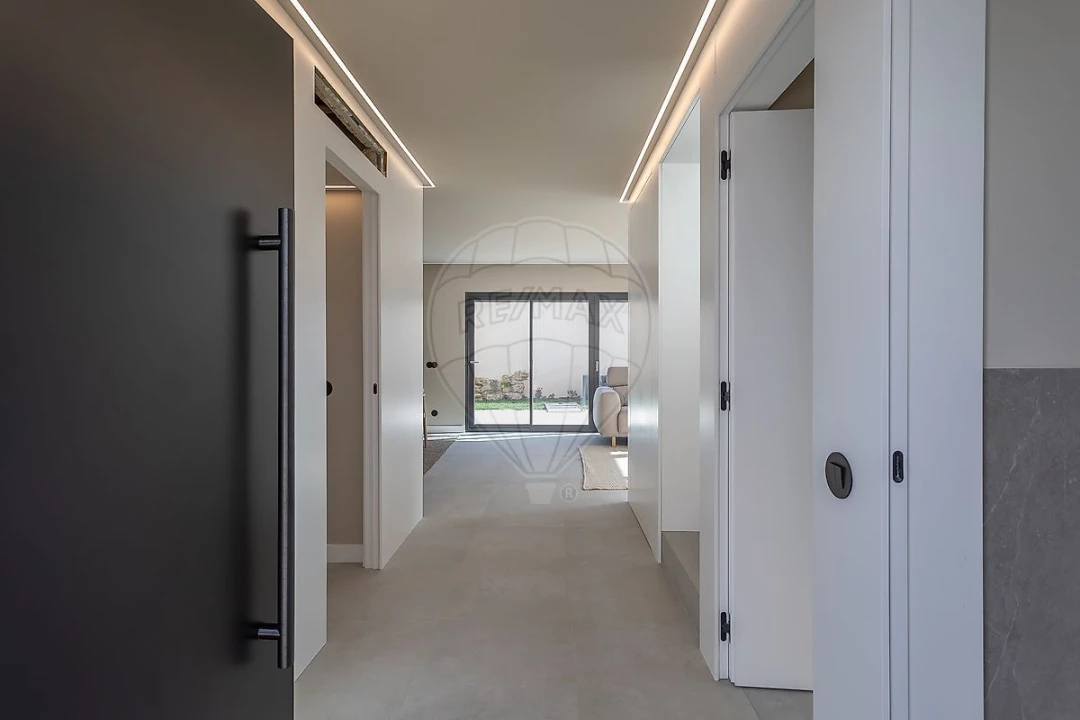 Moradia T5 para Venda em Cascais e Estoril Foto 10