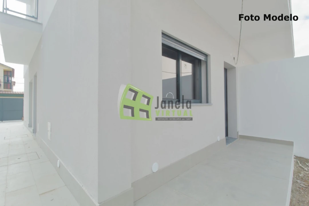 Moradia T3 para Venda em Quinta do Conde Foto 5