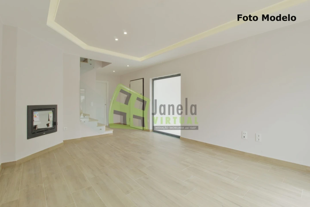Moradia T3 para Venda em Quinta do Conde Foto 22