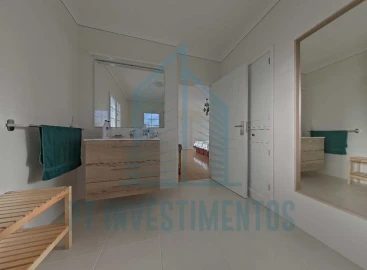 Moradia T5 para Venda em Esgueira