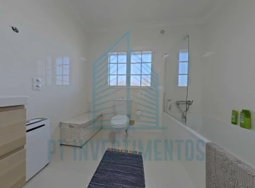Moradia T5 para Venda em Esgueira