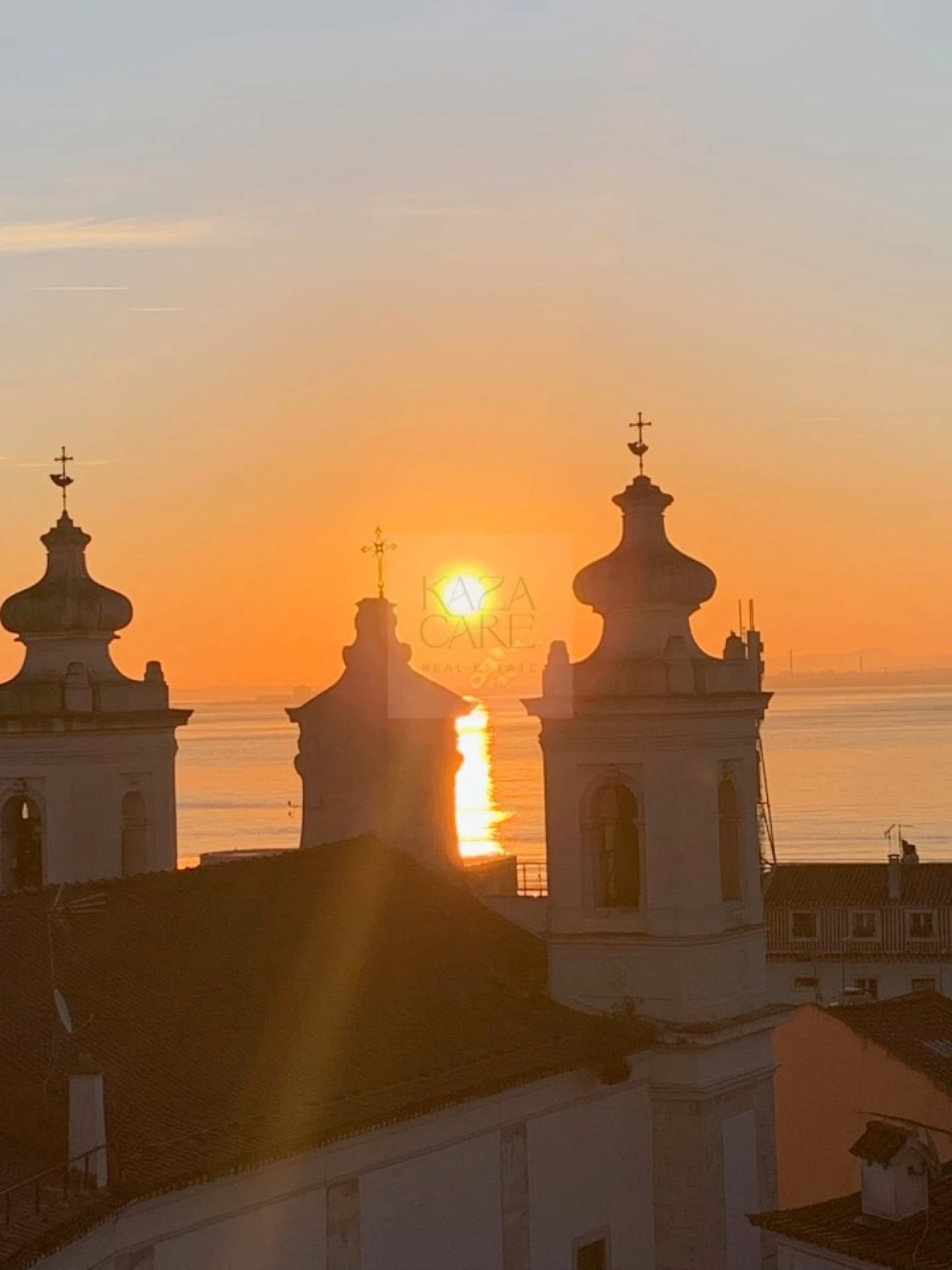 Apartamento para Venda em Santa Maria Maior Foto 2