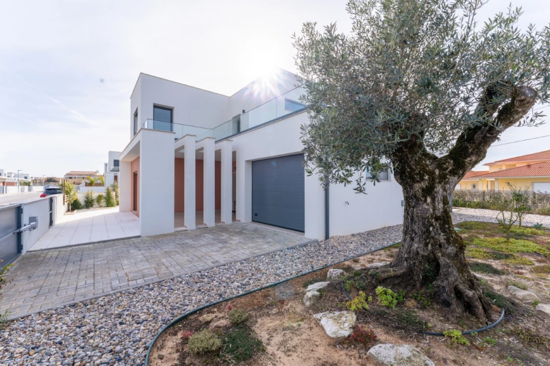 Moradia T4 para Venda em Alfeizerão Foto 31