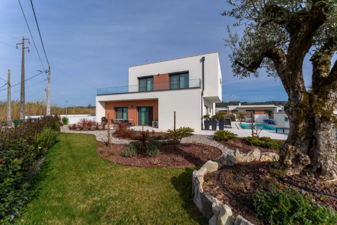 Moradia T4 para Venda em Alfeizerão Foto 1