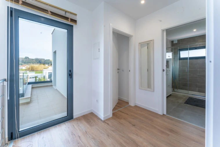 Moradia T4 para Venda em Alfeizerão Foto 28