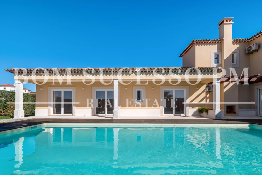 Moradia T4 para Venda em Amoreira Foto 16