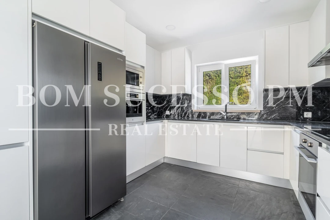 Moradia T4 para Venda em Amoreira Foto 24