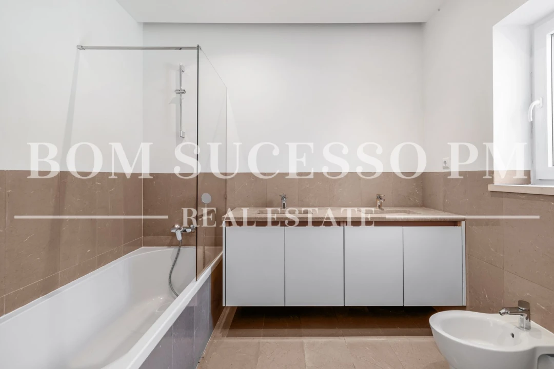 Moradia T4 para Venda em Amoreira Foto 34