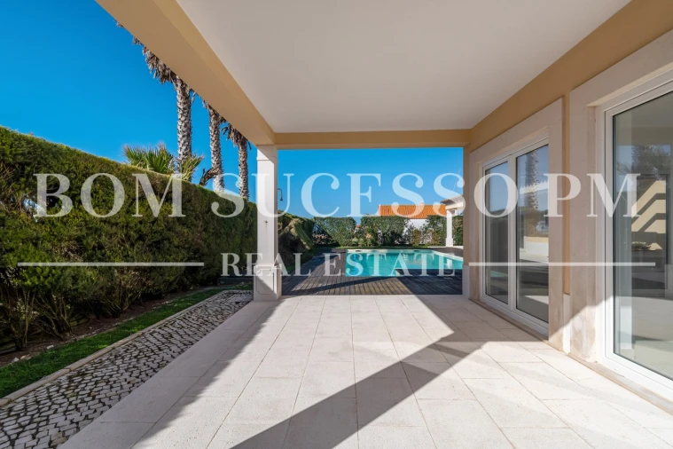 Moradia T4 para Venda em Amoreira Foto 20