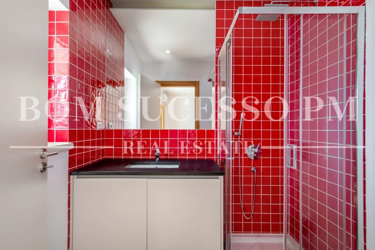 Moradia T4 para Venda em Amoreira Foto 30