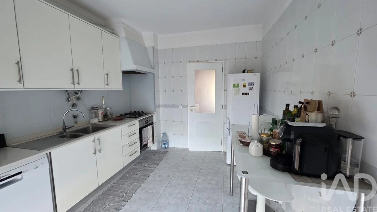 Apartamento T2 para Venda em Lagos (São Sebastião e Santa Maria) Foto 5