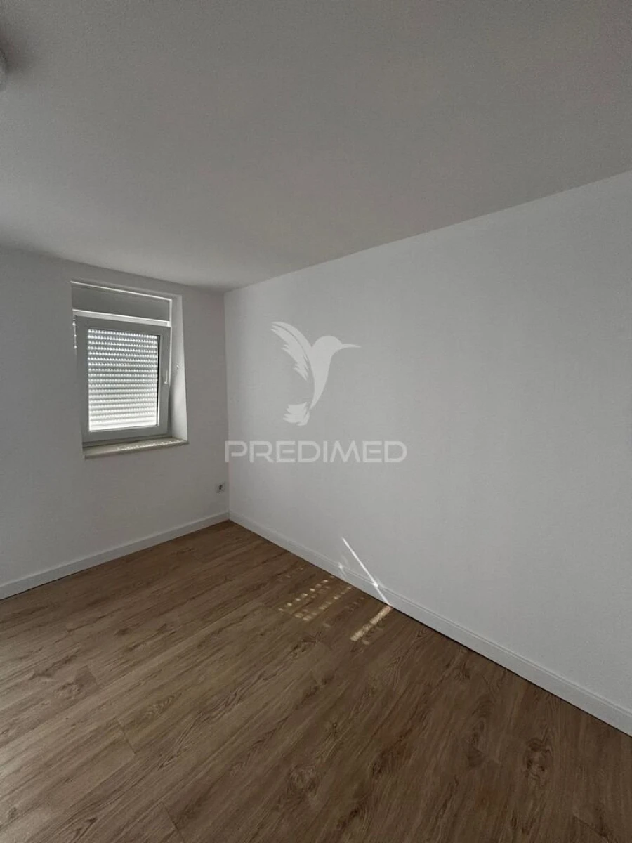 Moradia T2 para Venda em São João Baptista Foto 5