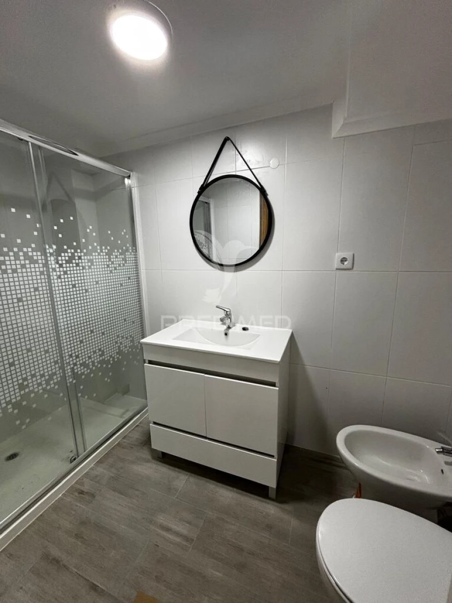 Moradia T2 para Venda em São João Baptista Foto 7