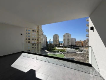 Apartamento T4 para Venda em Armação de Pera