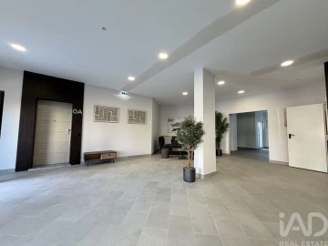 Apartamento T4 para Venda em Armação de Pera