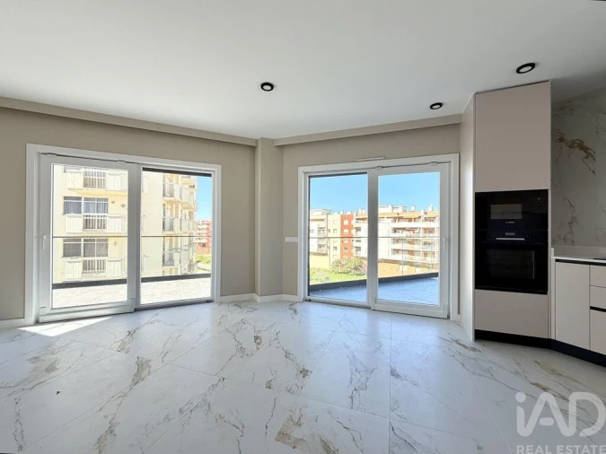 Apartamento T4 para Venda em Armação de Pera Foto 12