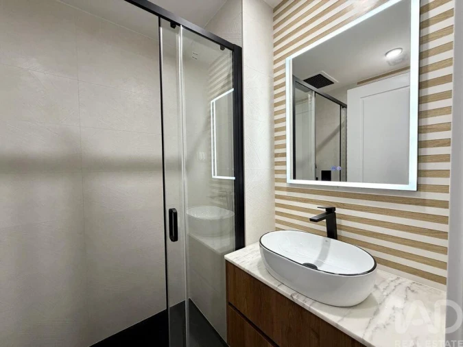 Apartamento T4 para Venda em Armação de Pera Foto 19