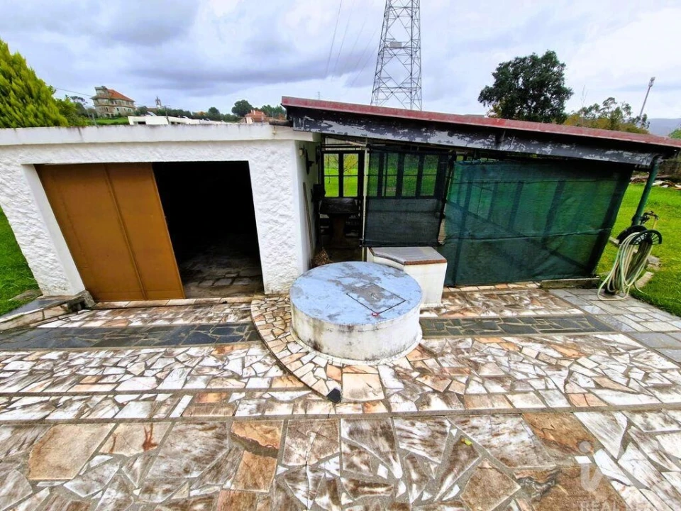 Moradia T4 para Venda em Vila de Punhe Foto 11