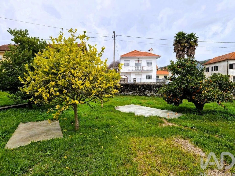 Moradia T4 para Venda em Vila de Punhe Foto 10