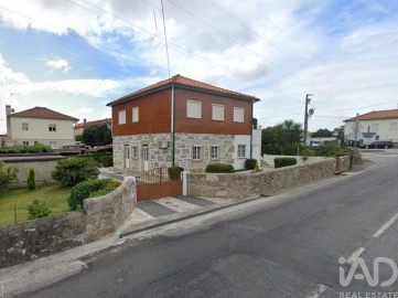 Moradia T4 para Venda em Vila de Punhe
