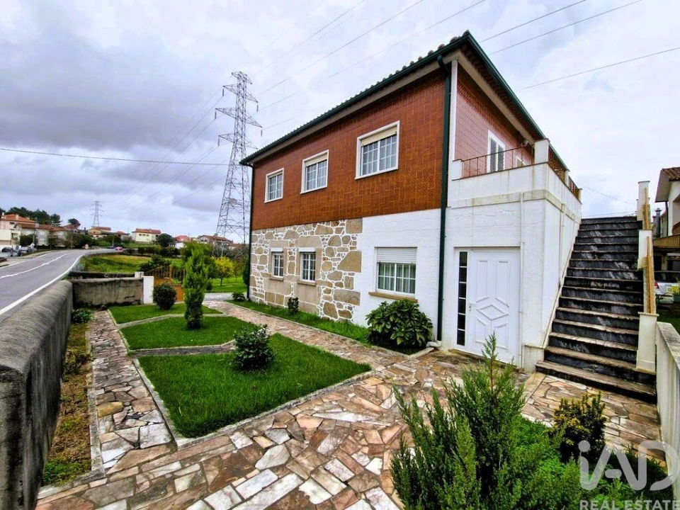 Moradia T4 para Venda em Vila de Punhe Foto 6