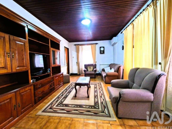 Moradia T4 para Venda em Vila de Punhe Foto 16