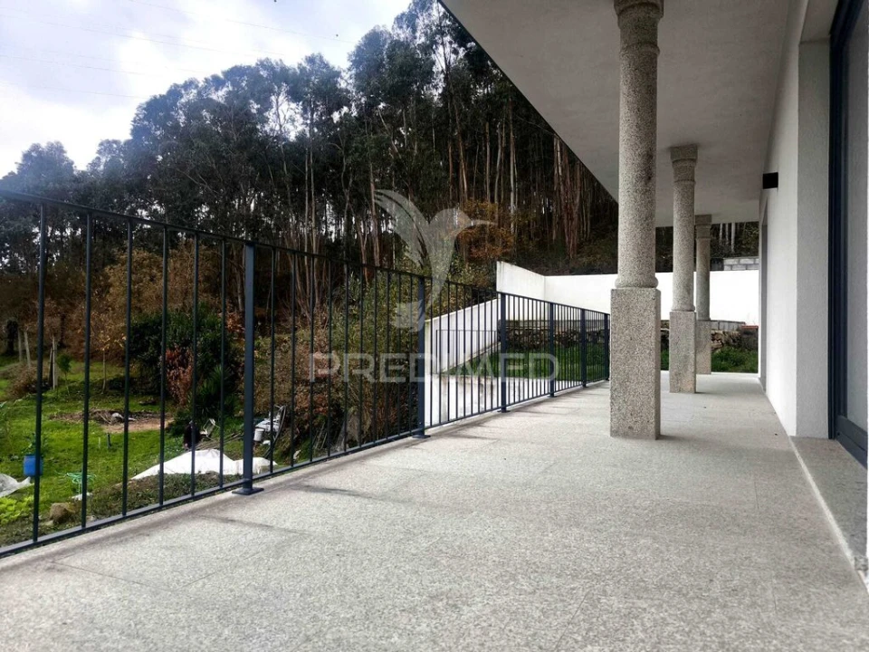 Moradia T4 para Venda em Selho São Lourenço e Gominhães Foto 10