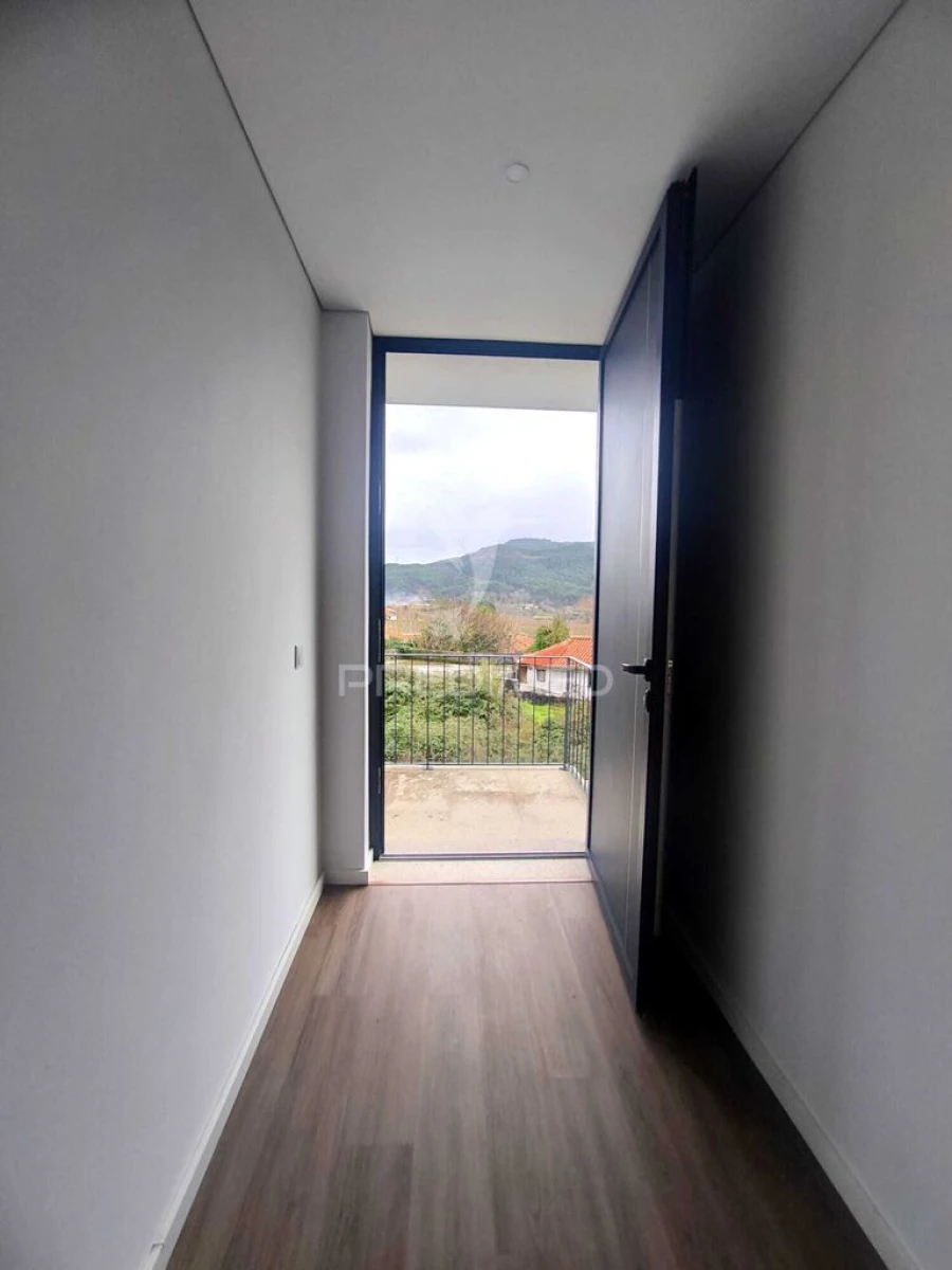Moradia T4 para Venda em Selho São Lourenço e Gominhães Foto 20