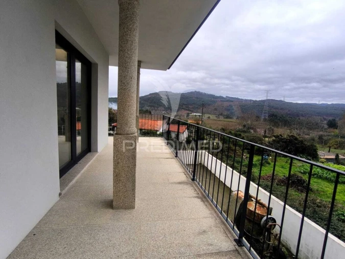 Moradia T4 para Venda em Selho São Lourenço e Gominhães Foto 11