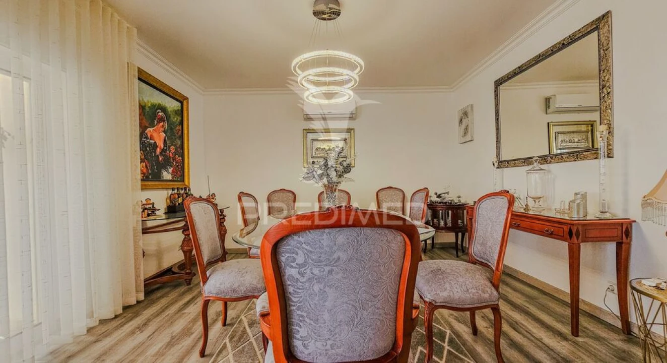 Apartamento T4 para Venda em Portimão Foto 17
