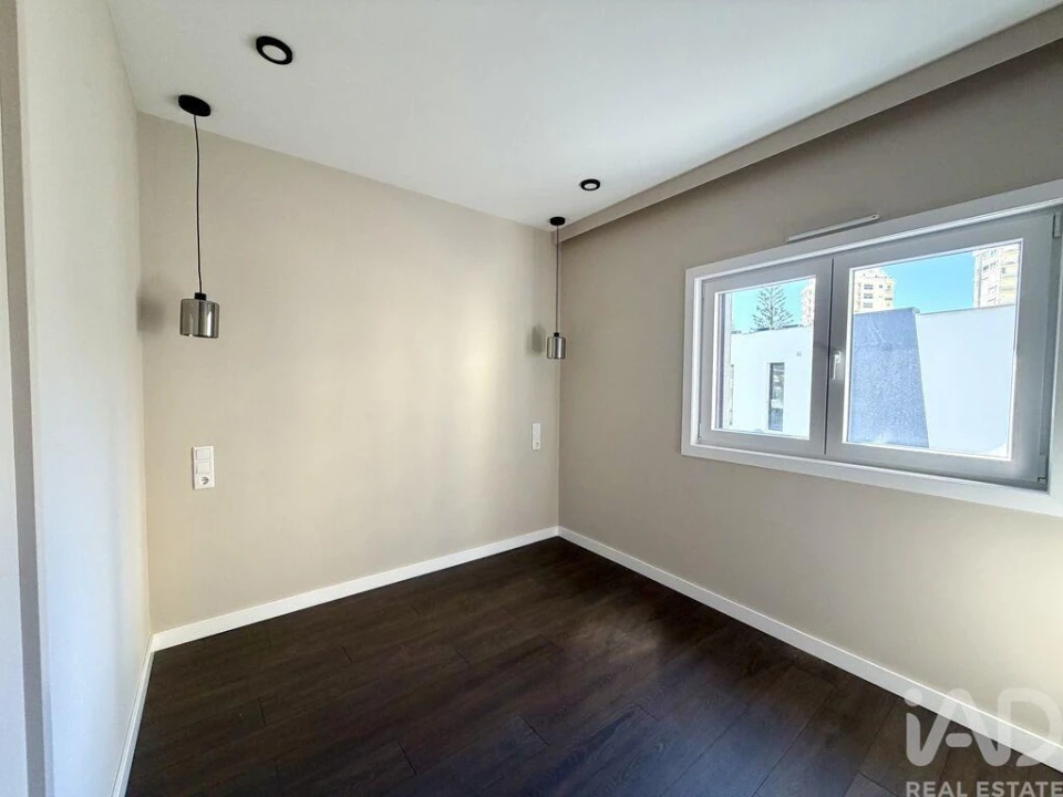 Apartamento T2 para Venda em Armação de Pera Foto 15