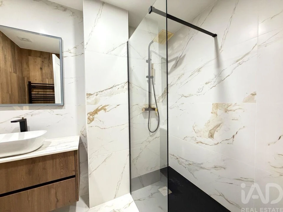 Apartamento T2 para Venda em Armação de Pera Foto 7