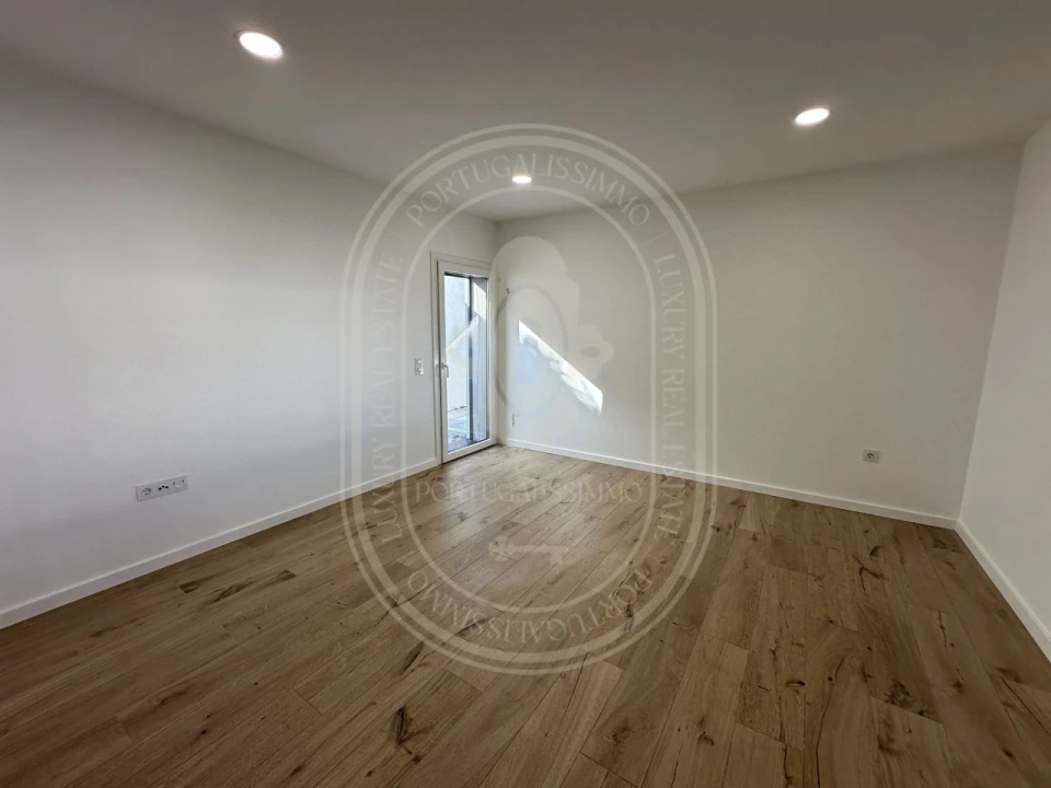 Moradia T4 para Venda em São João Baptista e Santa Maria dos Olivais Foto 8