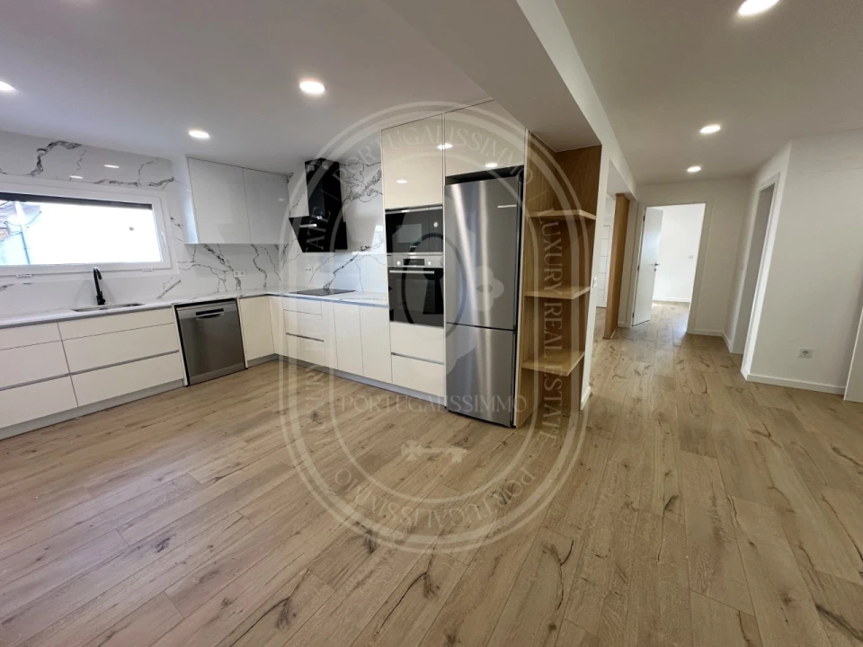 Moradia T4 para Venda em São João Baptista e Santa Maria dos Olivais Foto 9