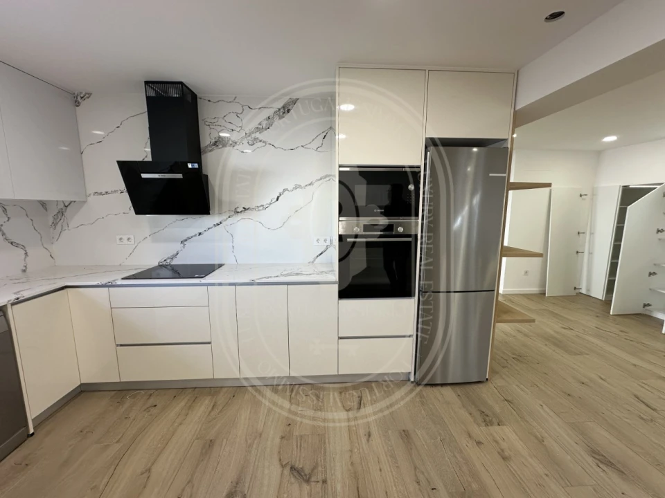 Moradia T4 para Venda em São João Baptista e Santa Maria dos Olivais Foto 12