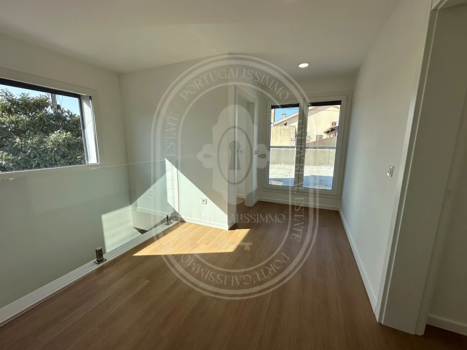 Moradia T4 para Venda em São João Baptista e Santa Maria dos Olivais Foto 15