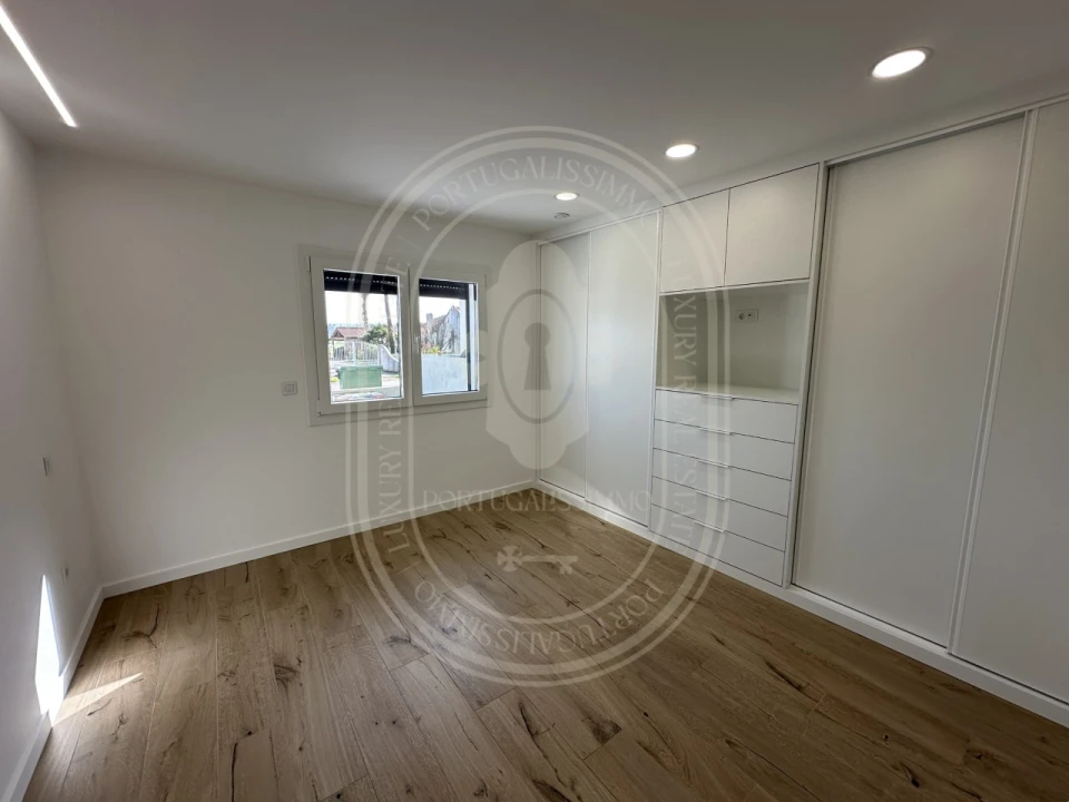 Moradia T4 para Venda em São João Baptista e Santa Maria dos Olivais Foto 16