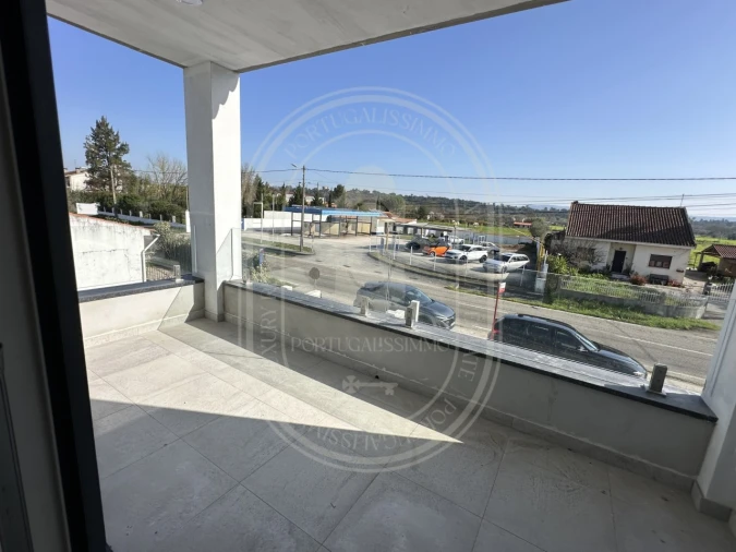 Moradia T4 para Venda em São João Baptista e Santa Maria dos Olivais Foto 25