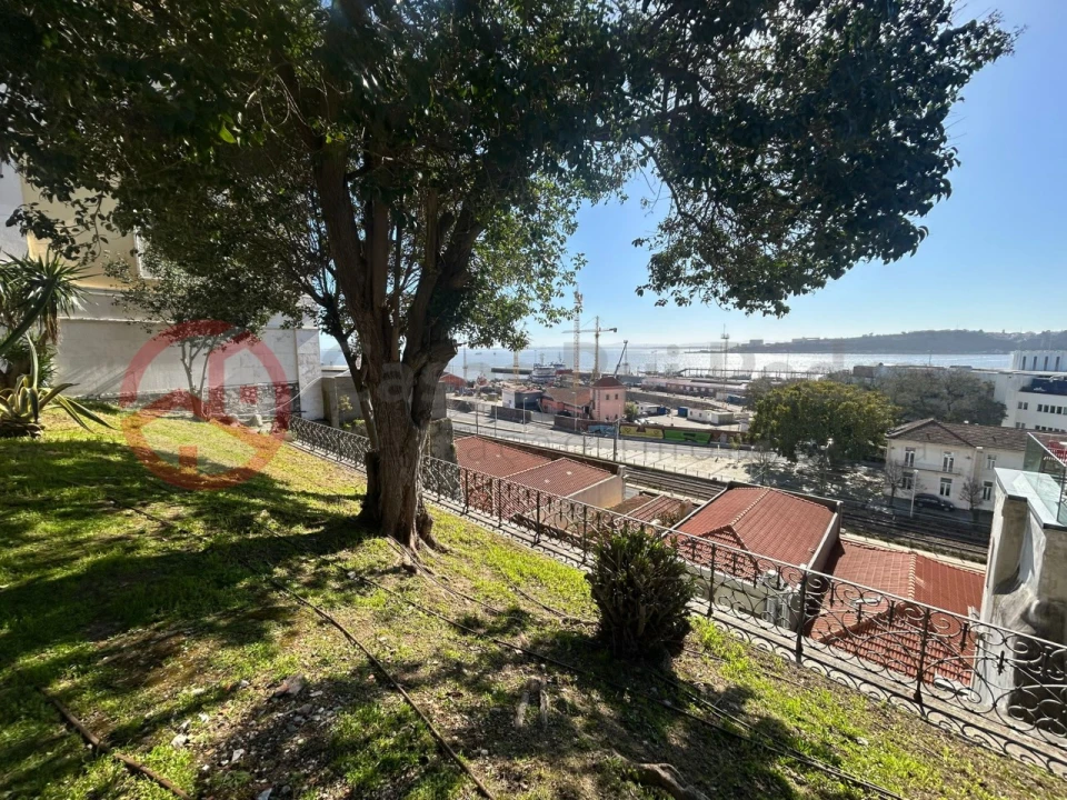 Moradia T1 para Venda em Estrela Foto 20