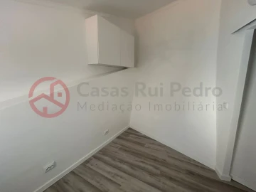 Moradia T1 para Venda em Estrela