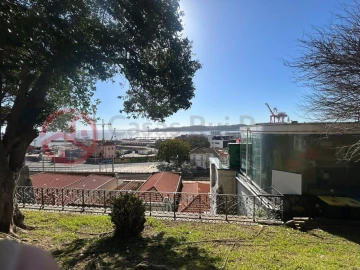 Moradia T1 para Venda em Estrela