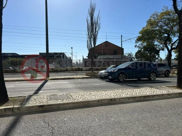 Moradia T1 para Venda em Estrela