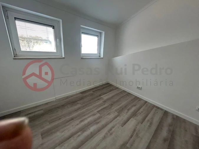 Moradia T1 para Venda em Estrela Foto 2