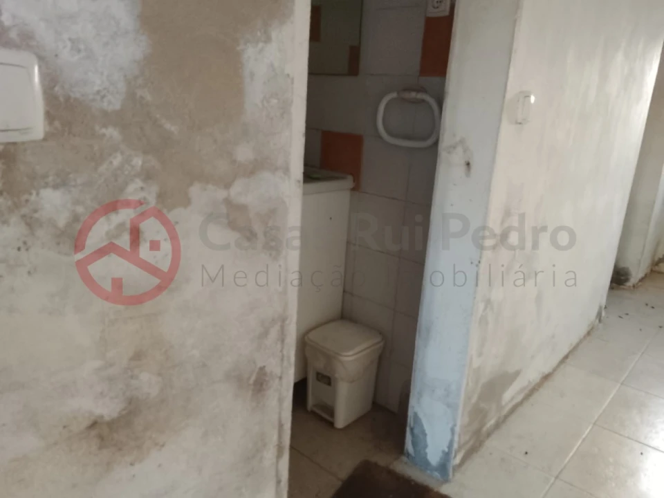 Moradia T3 para Venda em Odivelas Foto 20