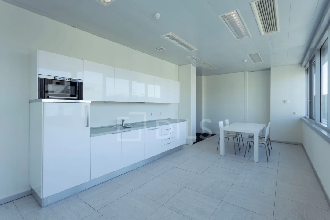 Escritório para Arrendamento em Algés, Linda-A-Velha e Cruz Quebrada-Dafundo Foto 21